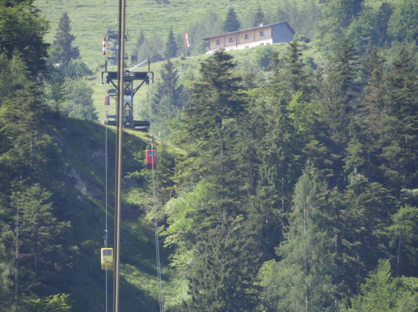 Schlüsselwörter: Österreich Sankt Gilgen Zwölferhorn Zwölferhornbahn