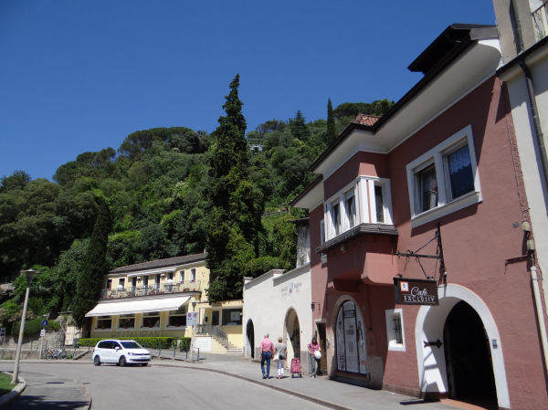 Schlüsselwörter: Italien Meran Dorf Tirol