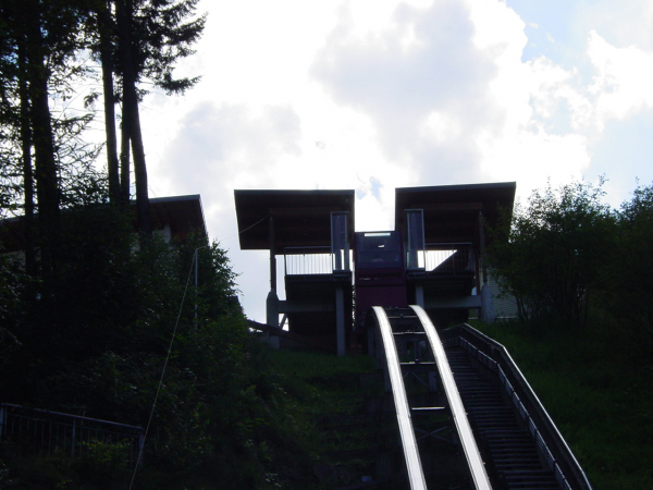 Schlüsselwörter: Deutschland Bad Herrenalb Falkenburg Falkenburgbahn